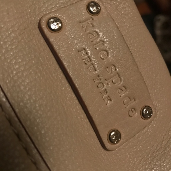 Kate Spade Purse - Picture 2 of 3